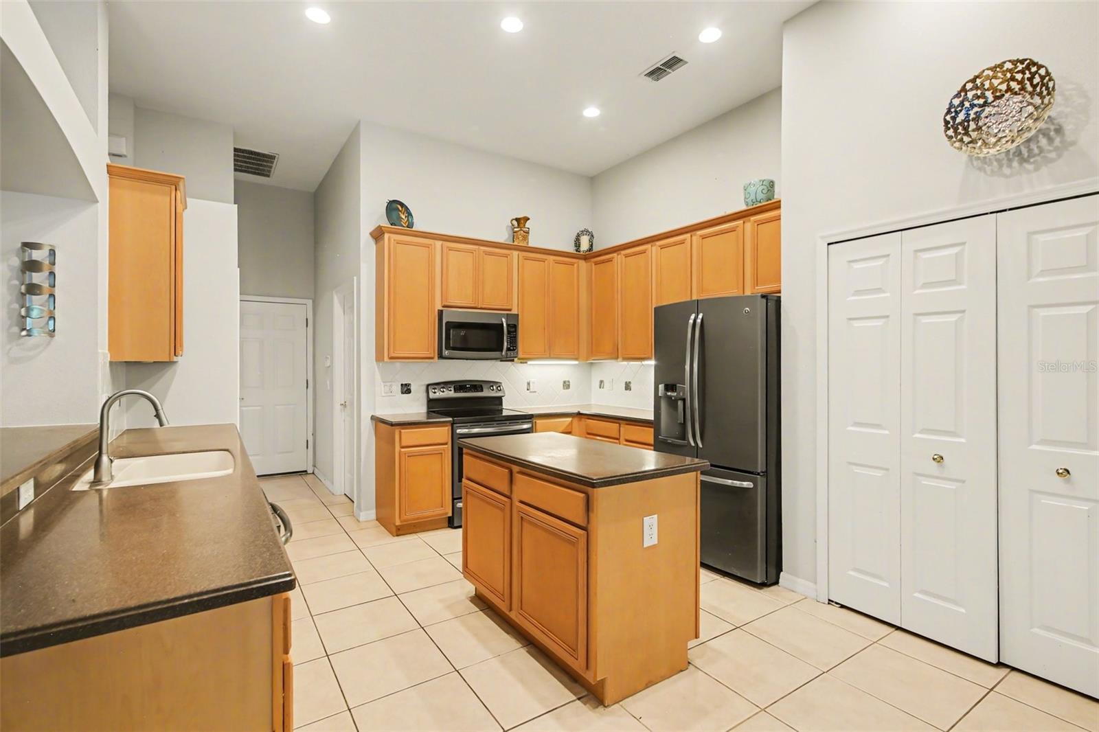 ROCK SPGS RIDGE PH 03 - Residential