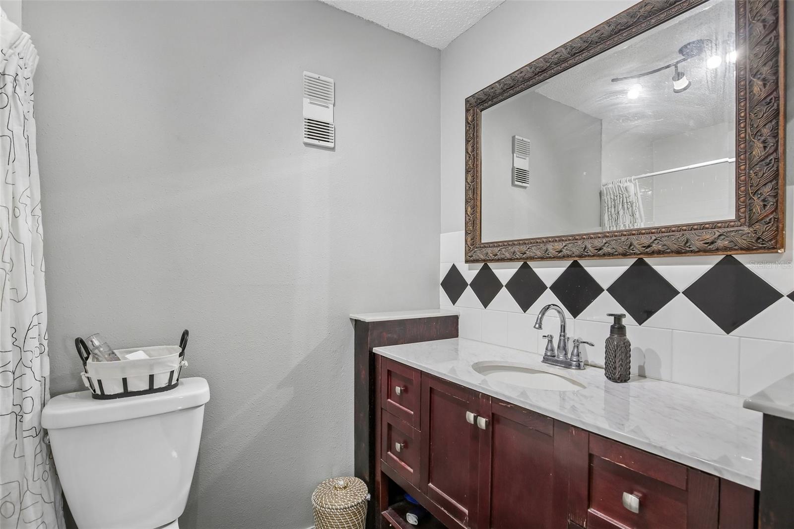 EASTWOOD SHORES 1 PH 1 - Residential