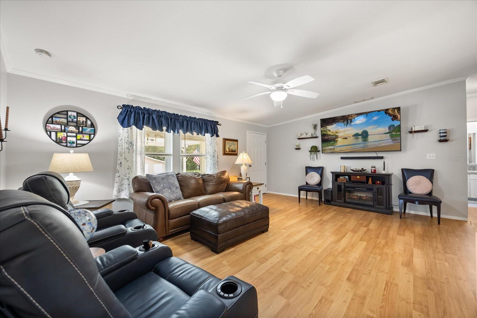 ZELLWOOD STATION COOP MH PARK - Residential