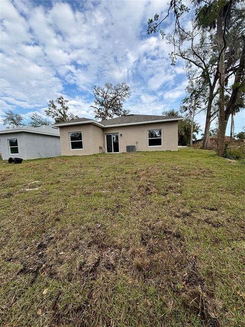 A home in DELAND