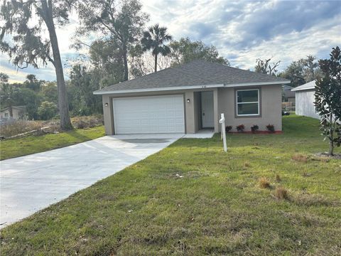 A home in DELAND