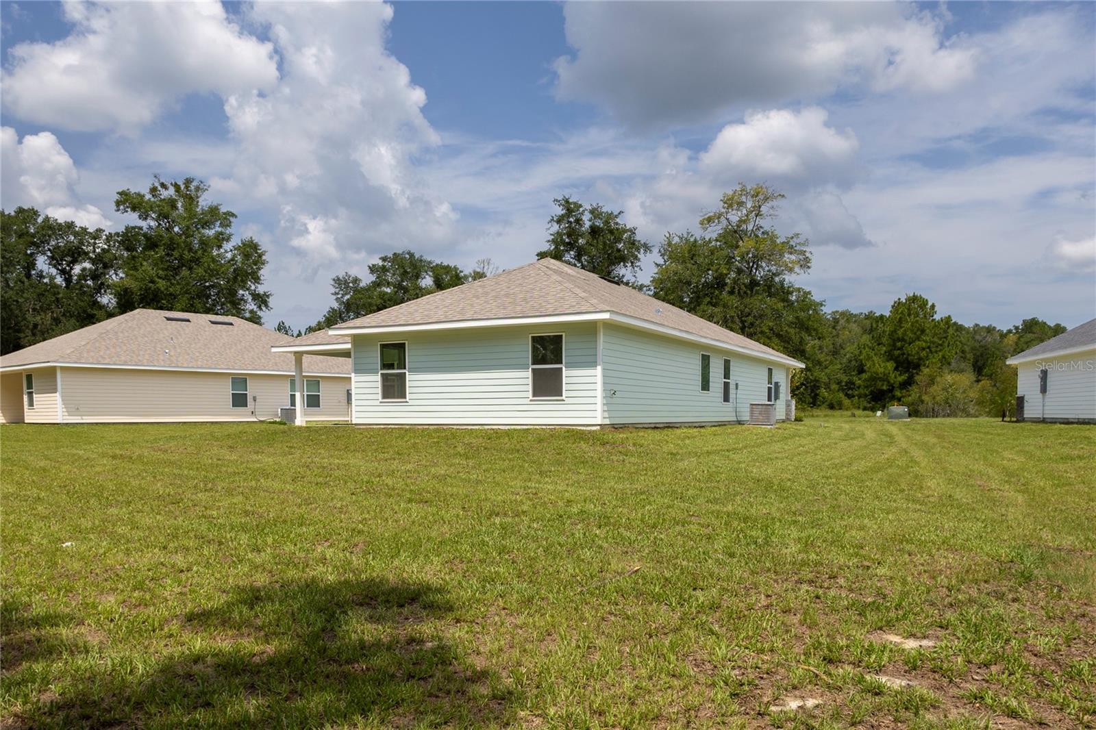 581 SW BELLFLOWER DRIVE