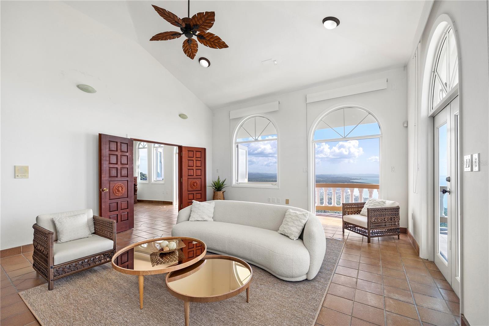 PALATINE ESTATES - Residential