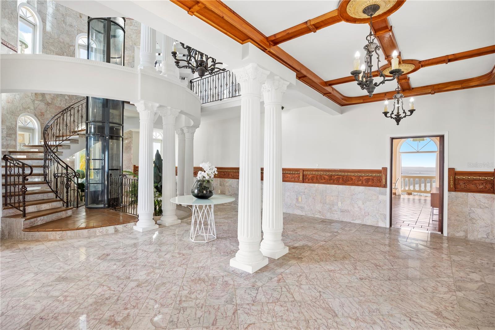 PALATINE ESTATES - Residential