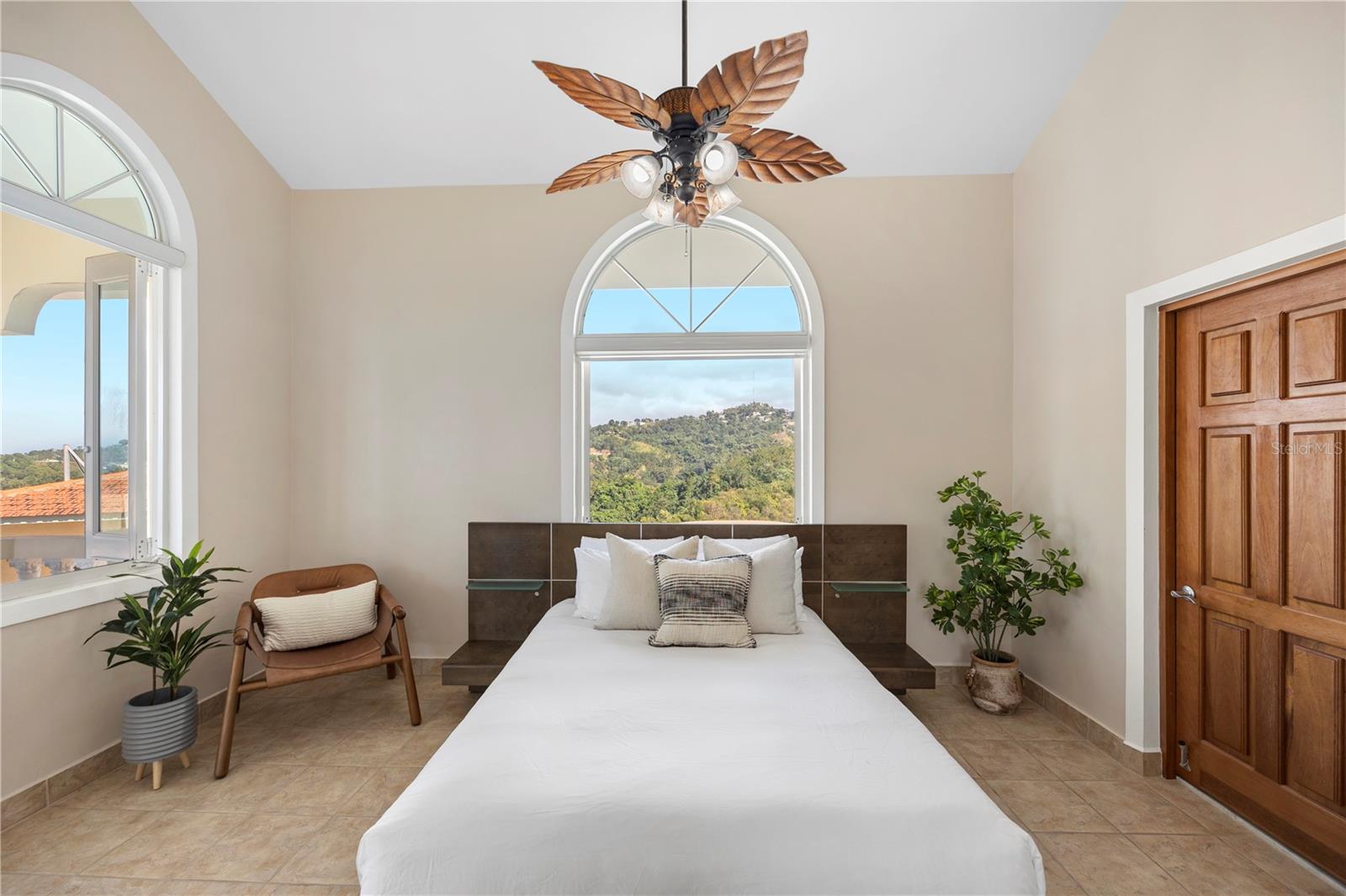 PALATINE ESTATES - Residential