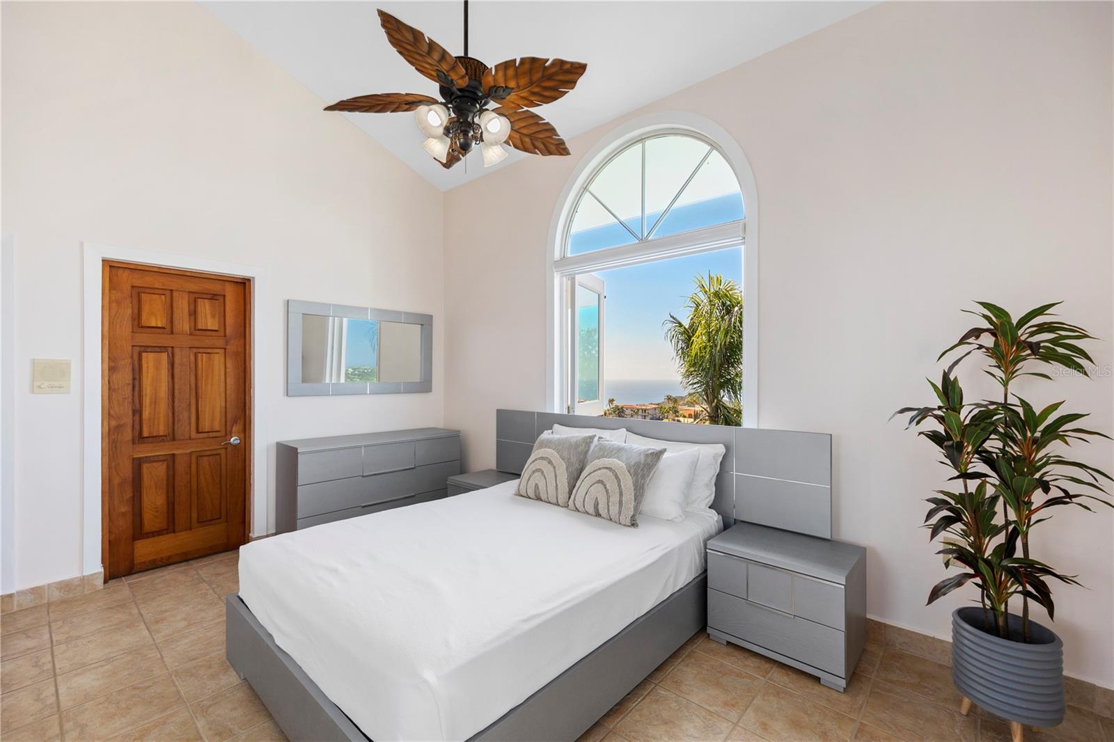 PALATINE ESTATES - Residential