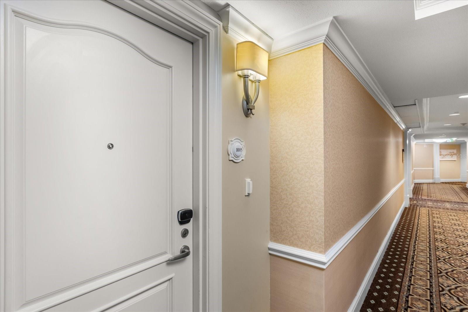 REUNION GRANDE CONDO - Residential