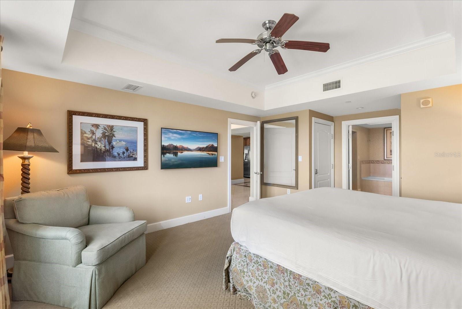 REUNION GRANDE CONDO - Residential