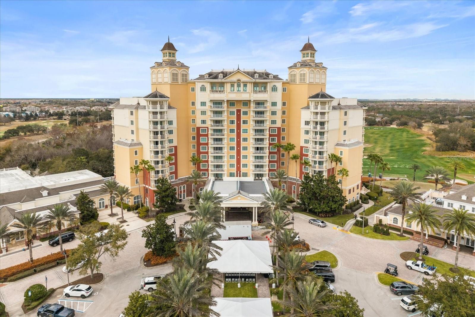 REUNION GRANDE CONDO - Residential