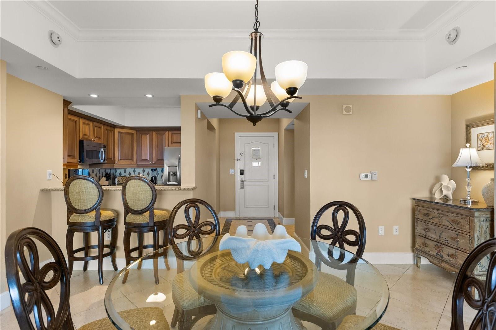 REUNION GRANDE CONDO - Residential