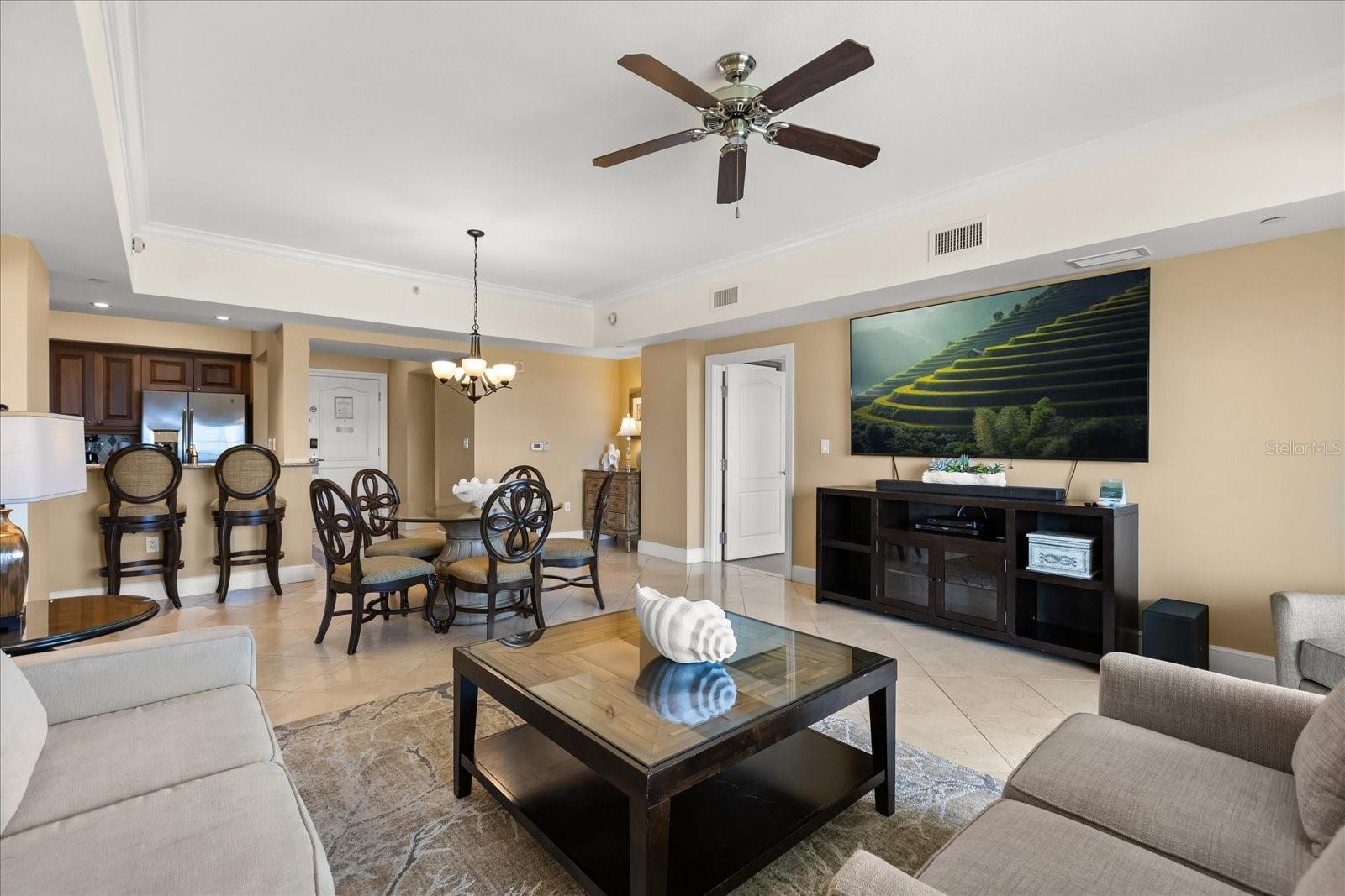 REUNION GRANDE CONDO - Residential