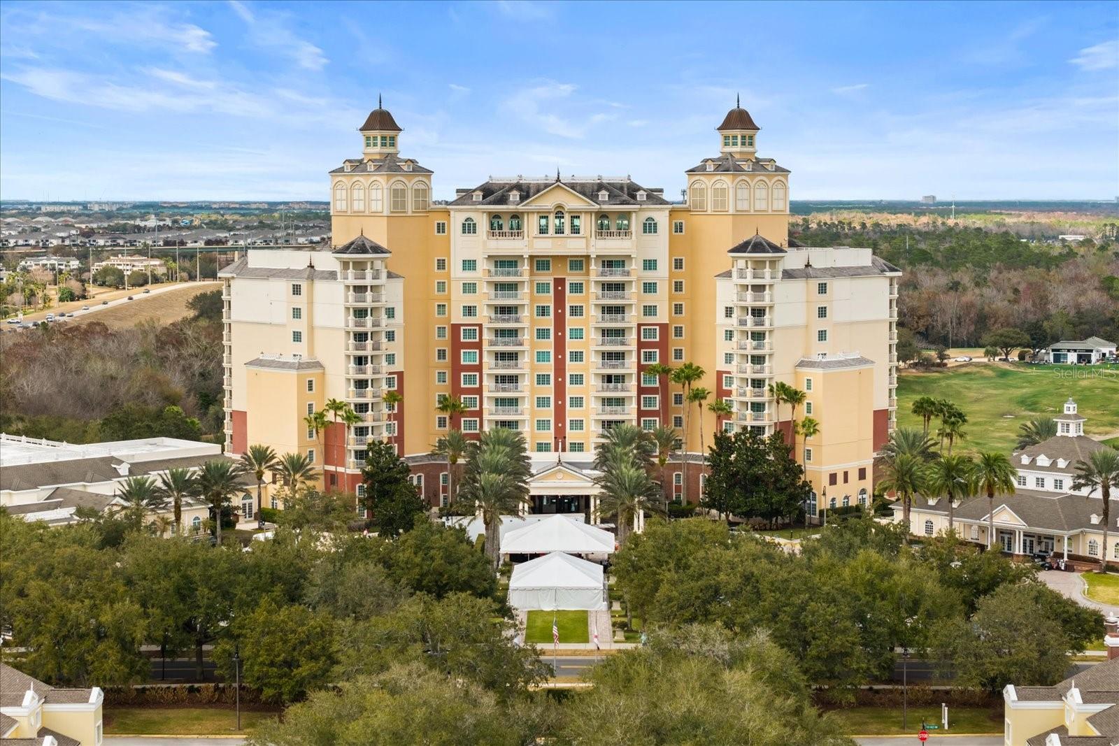 REUNION GRANDE CONDO - Residential