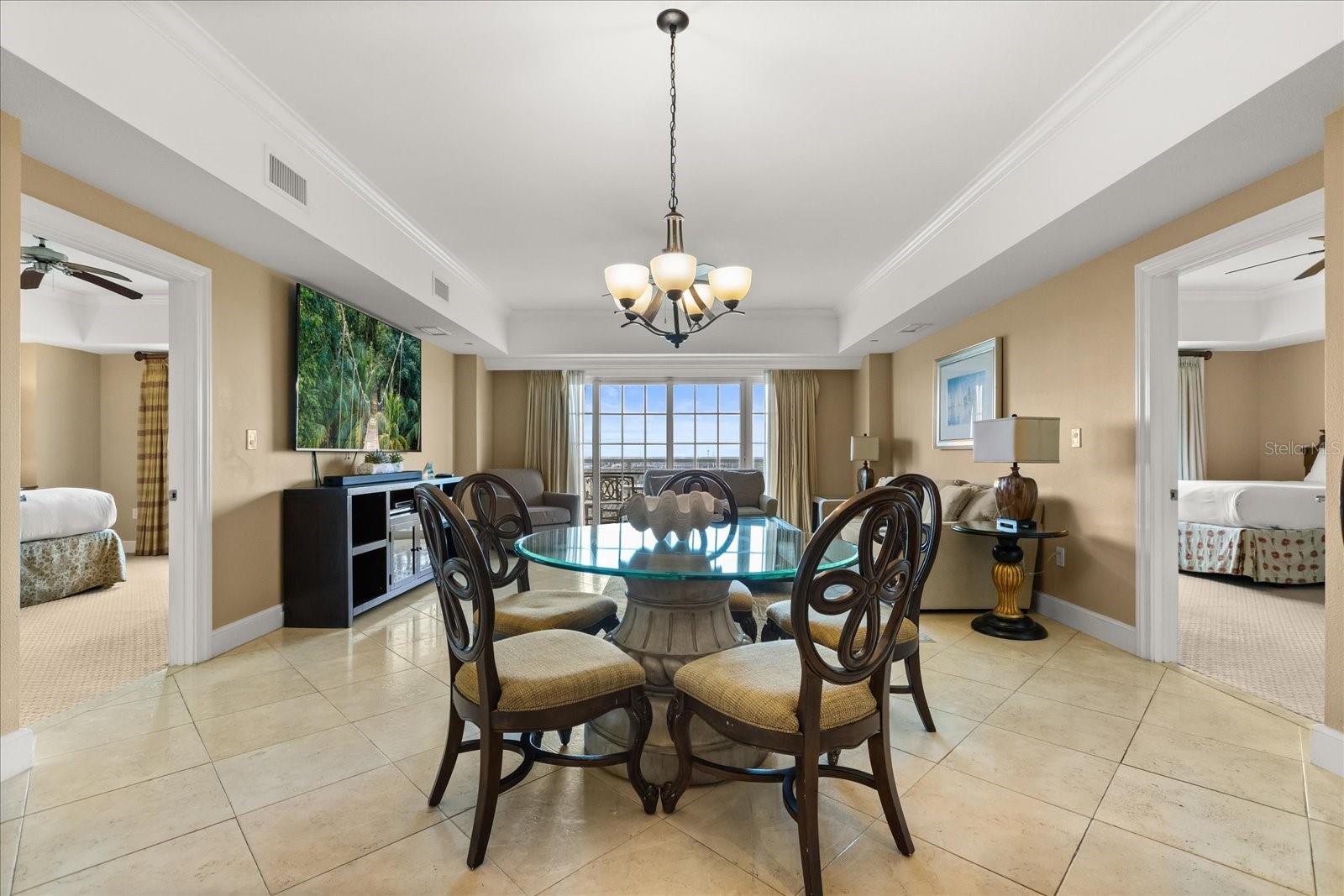 REUNION GRANDE CONDO - Residential