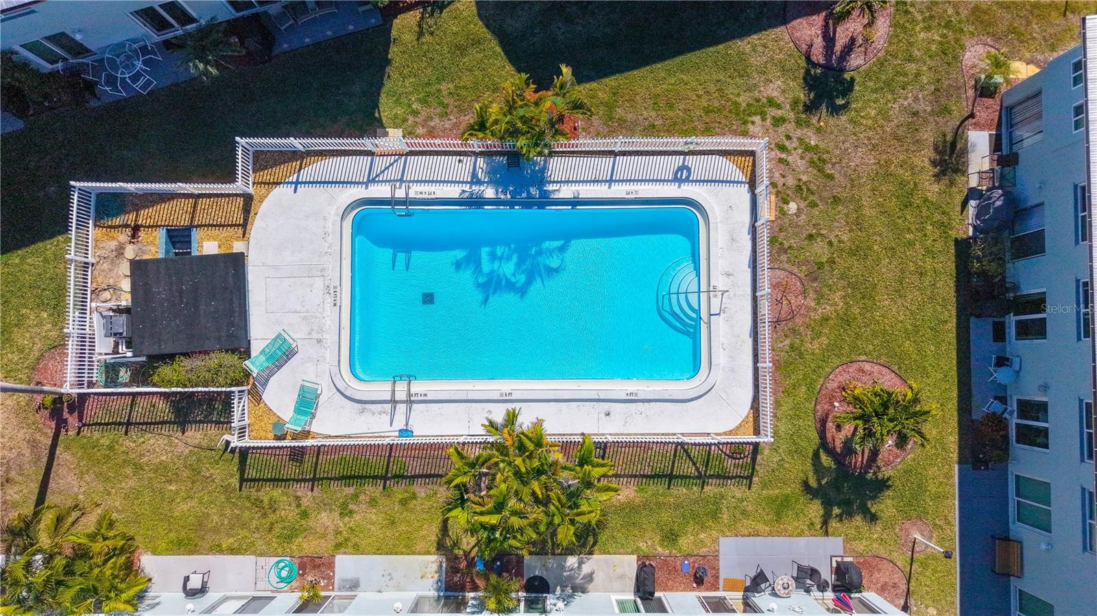 TOWNHOUSES IN THE CAY CB5/93 - Residential