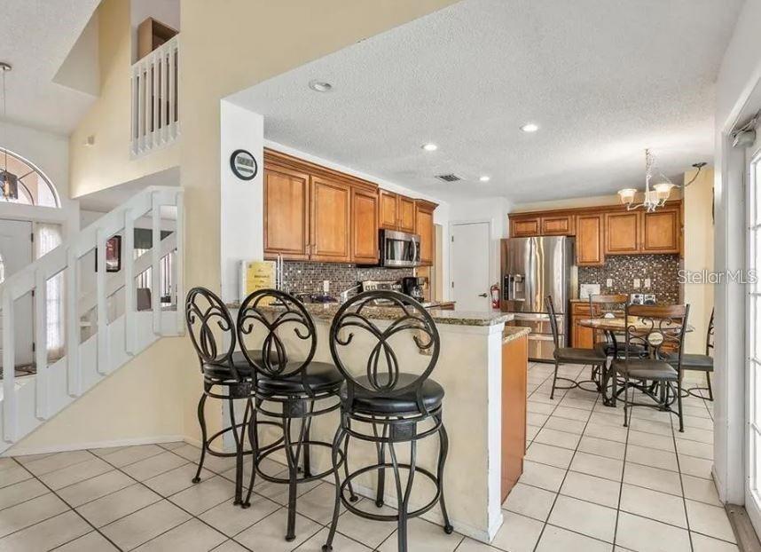 LINDFIELDS UNIT FIVE PB 7 PGS 65-66 LOT 582 - Residential