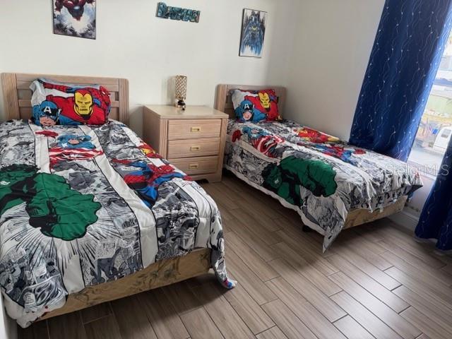 LINDFIELDS UNIT FIVE PB 7 PGS 65-66 LOT 582 - Residential