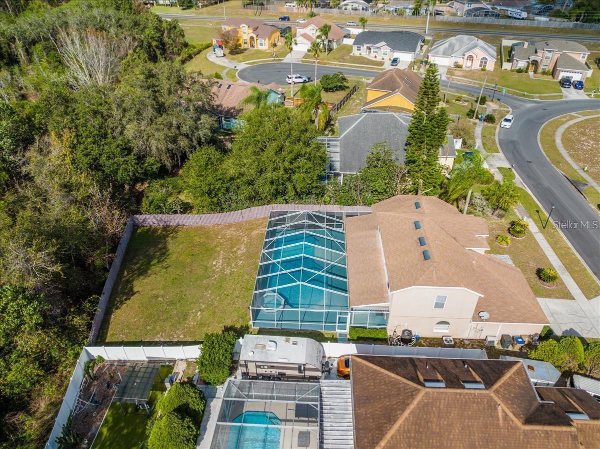 LINDFIELDS UNIT FIVE PB 7 PGS 65-66 LOT 582 - Residential