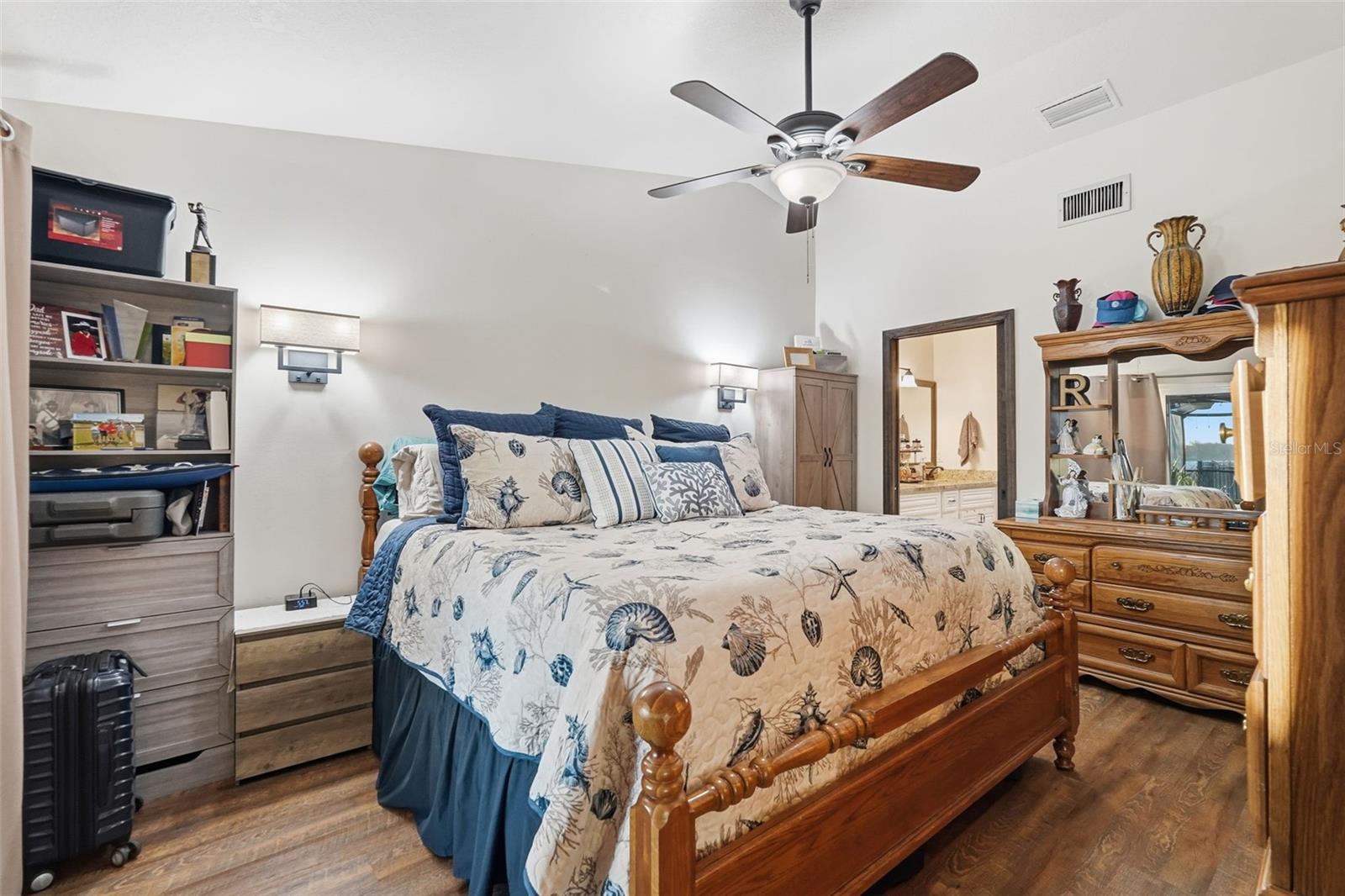 THE WILLOWS UNIT 1 - Residential