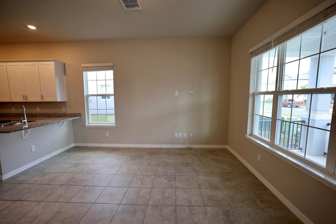 PALMS PH 5 - Residential Lease