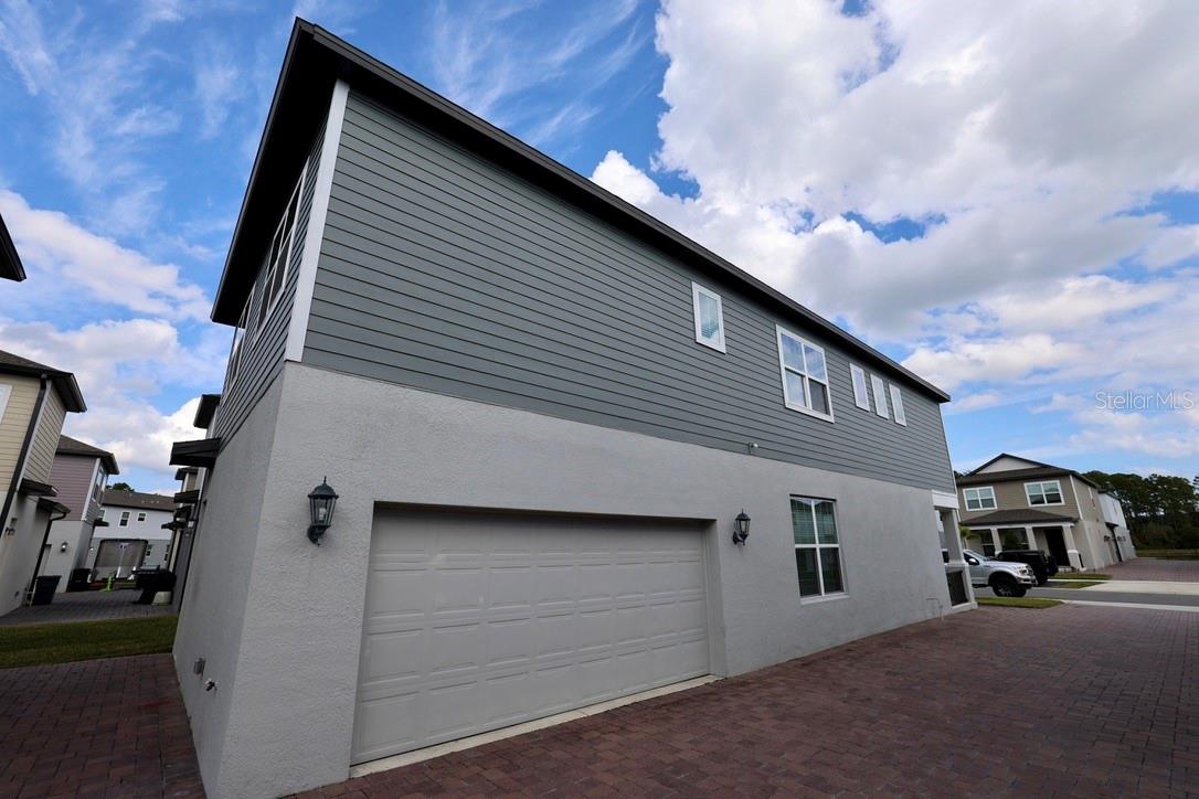 PALMS PH 5 - Residential Lease