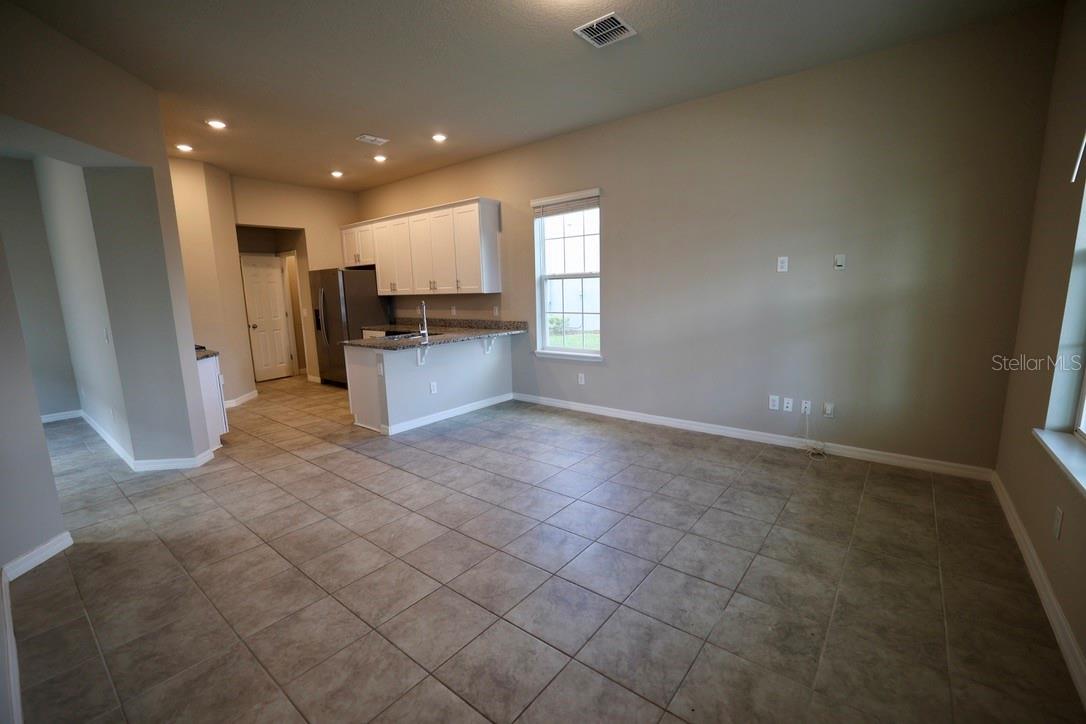 PALMS PH 5 - Residential Lease