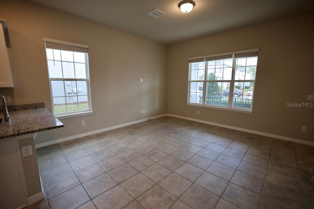 PALMS PH 5 - Residential Lease