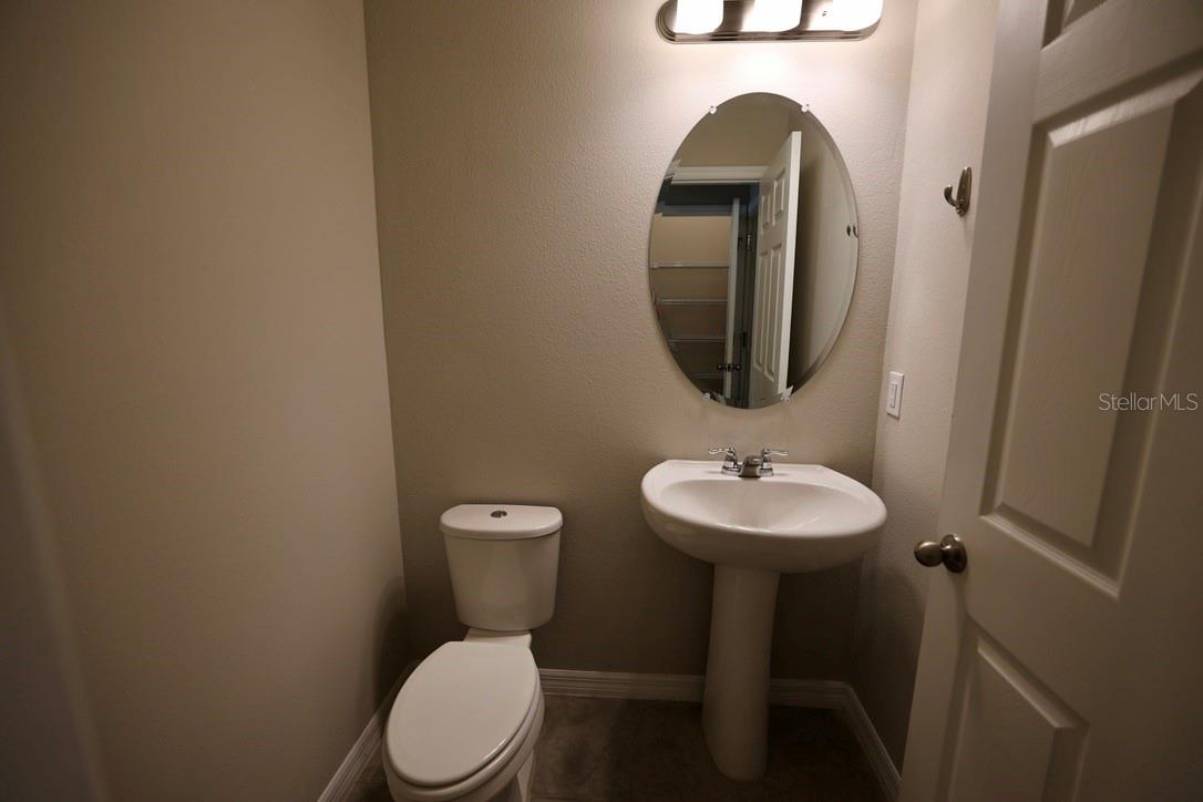 PALMS PH 5 - Residential Lease