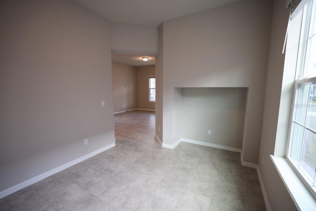 PALMS PH 5 - Residential Lease