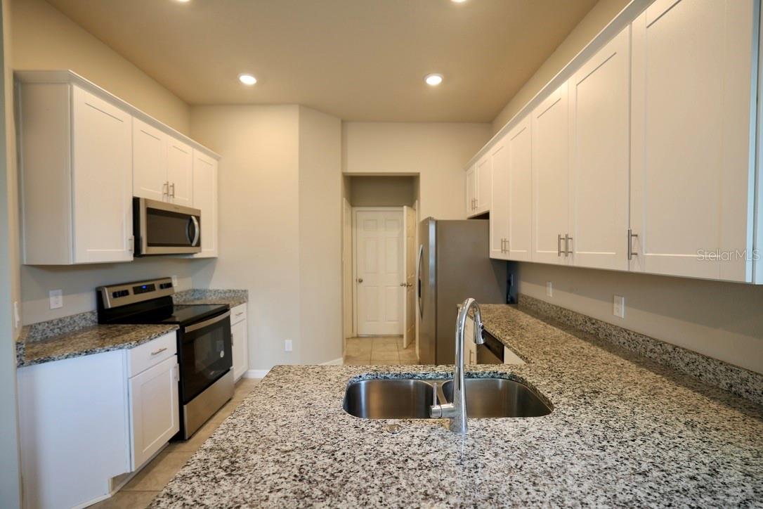 PALMS PH 5 - Residential Lease