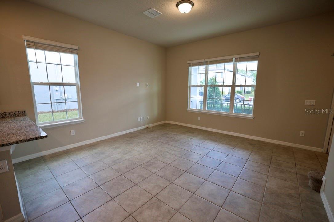 PALMS PH 5 - Residential Lease