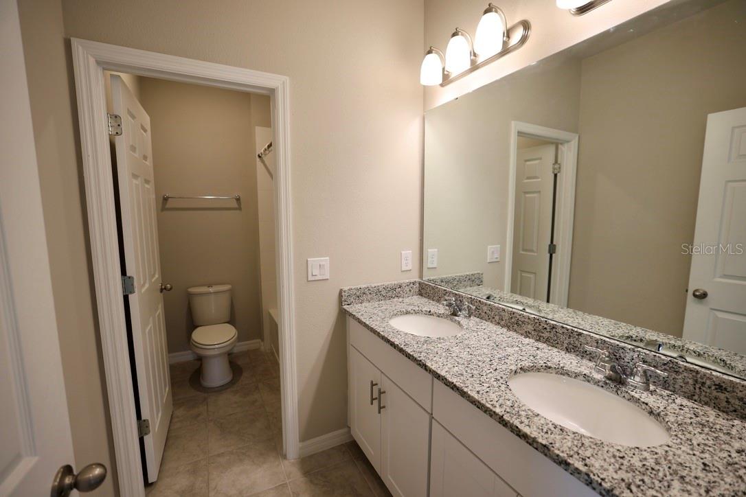 PALMS PH 5 - Residential Lease