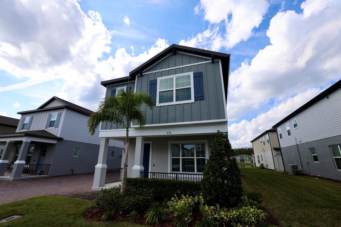 PALMS PH 5 - Residential Lease