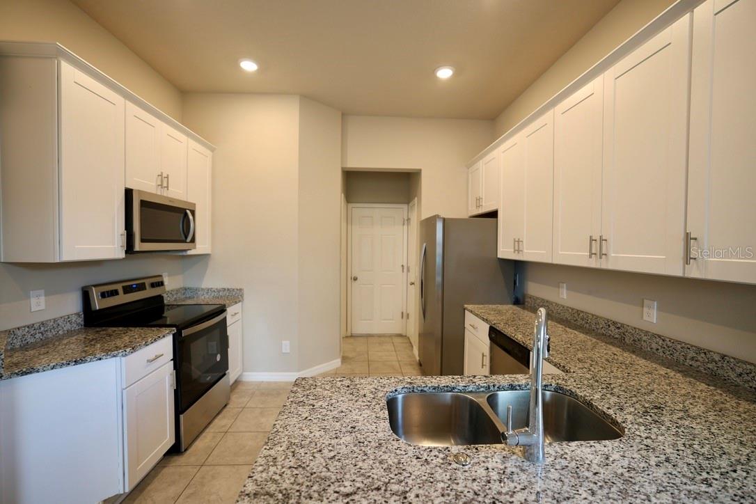 PALMS PH 5 - Residential Lease