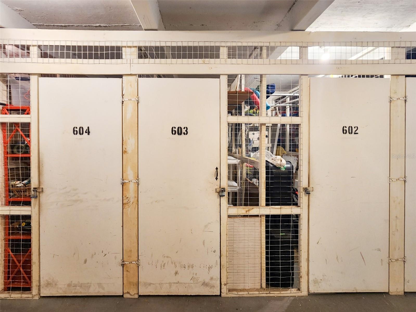 IRONWOOD TENTH - Residential