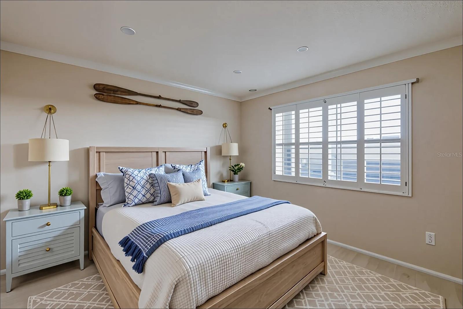 IRONWOOD TENTH - Residential