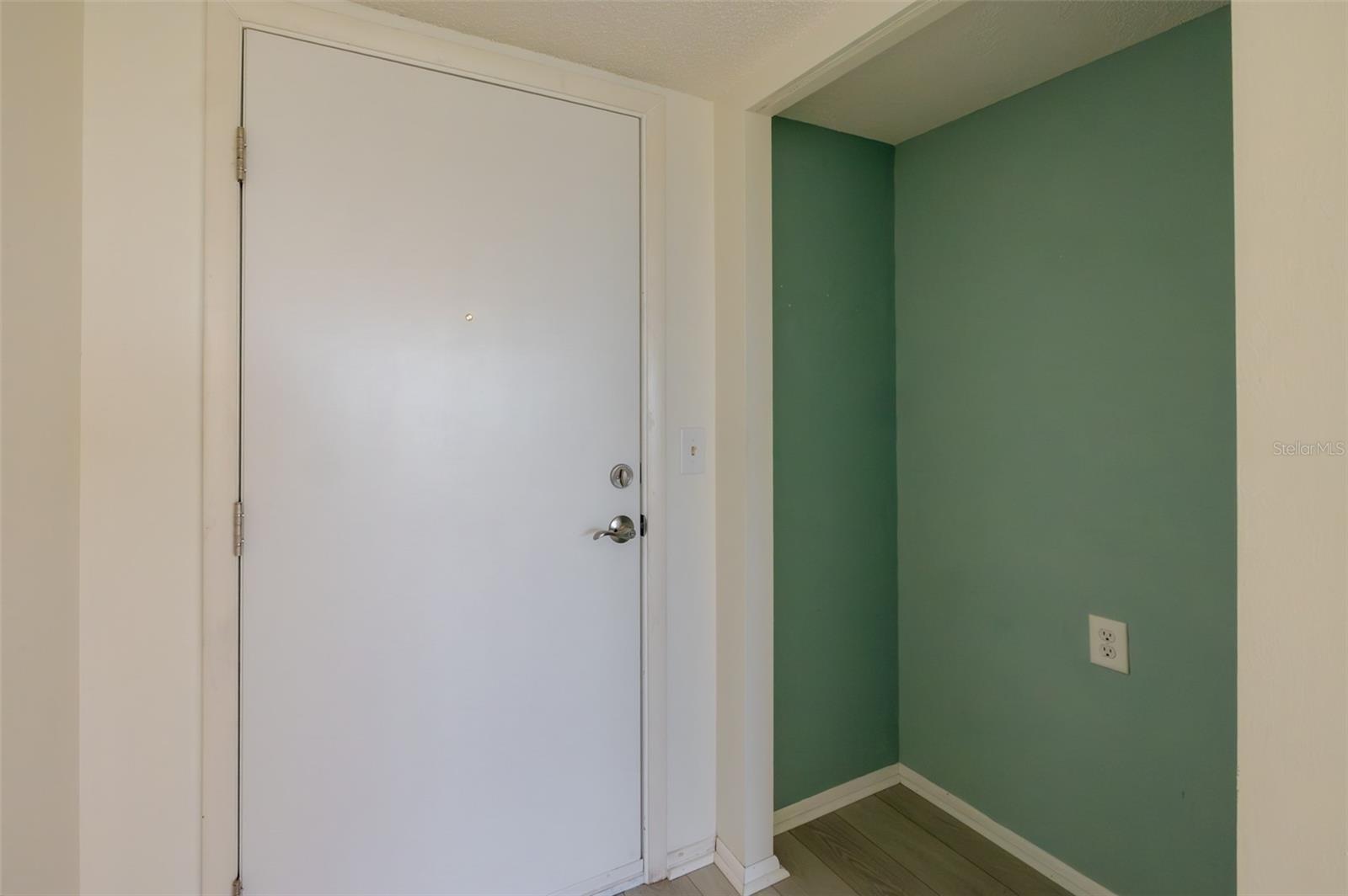 IRONWOOD TENTH - Residential