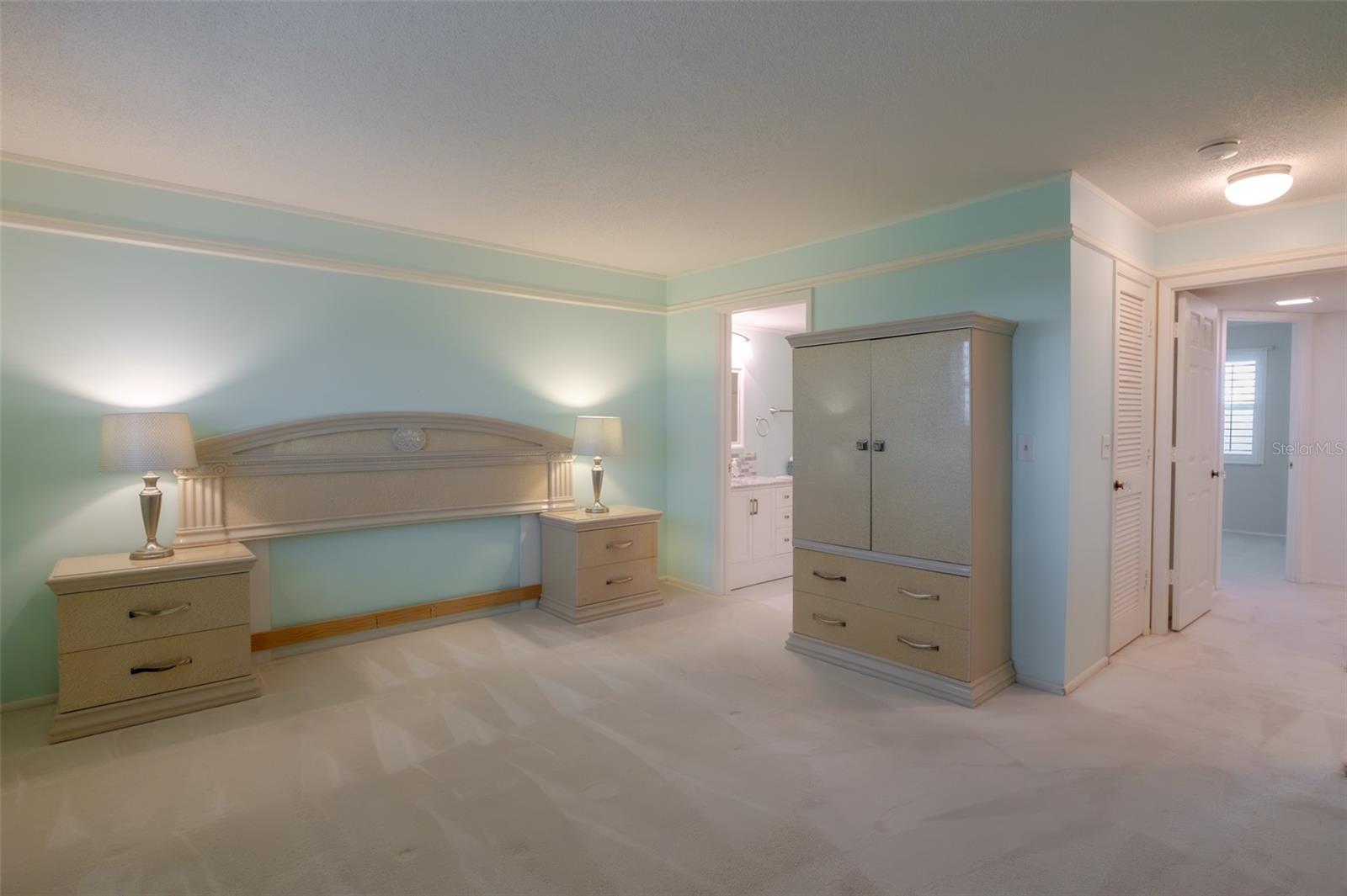 IRONWOOD TENTH - Residential