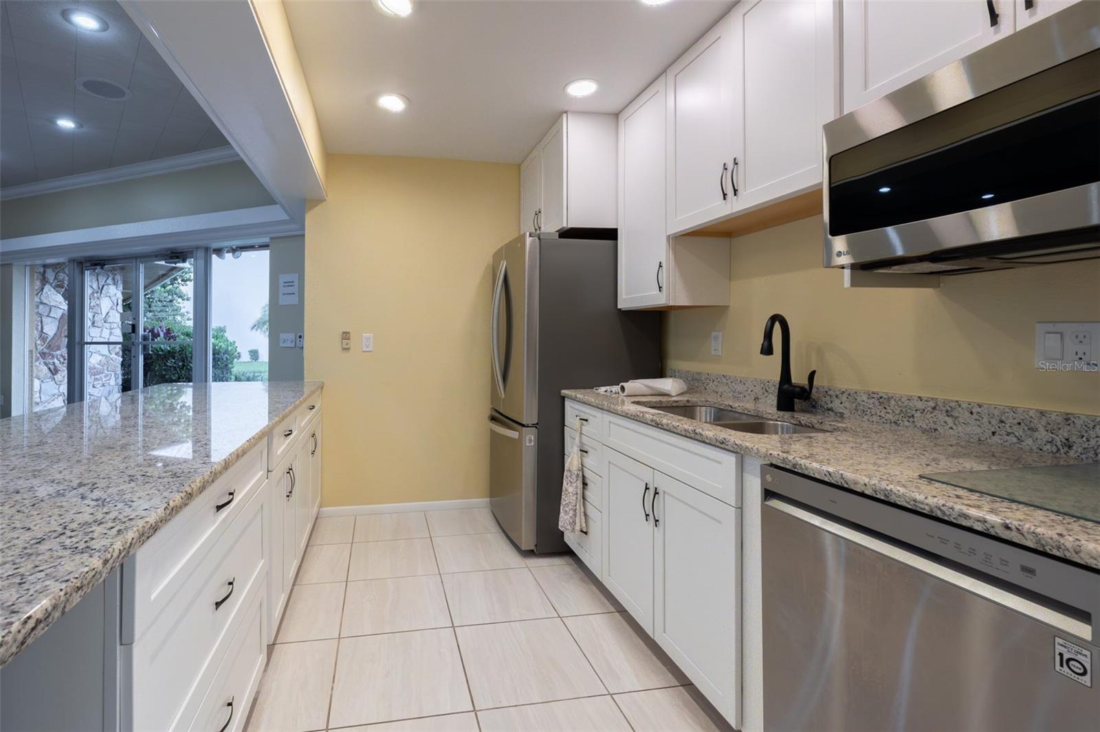 IRONWOOD TENTH - Residential