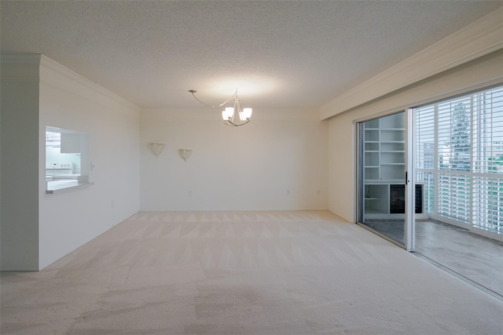 IRONWOOD TENTH - Residential