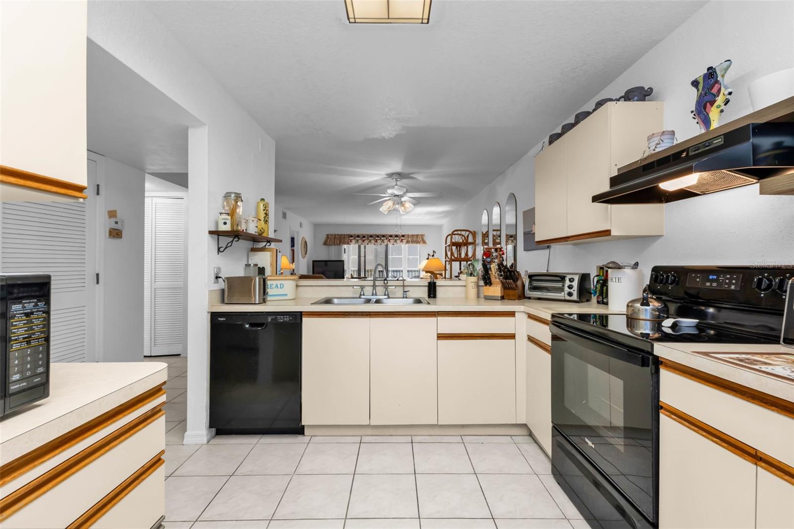 NEWPORT 01 PH 04 BLDG 06 - Residential