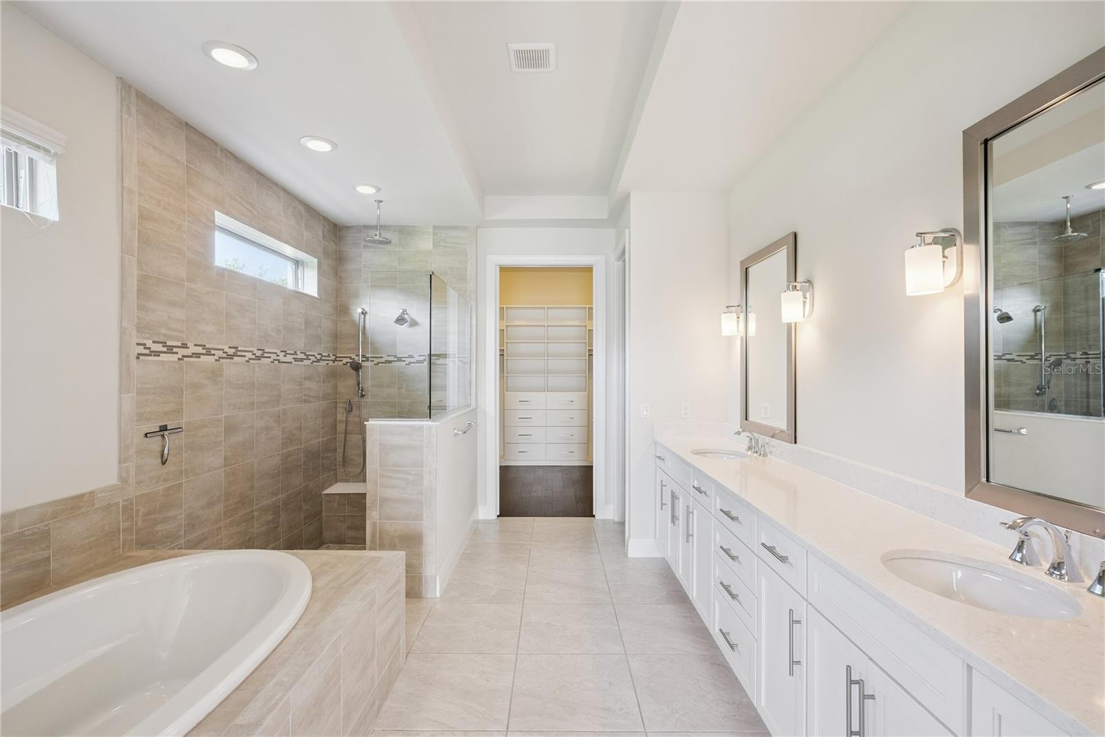 ENCLAVE AT VILLAGEWALK - Residential