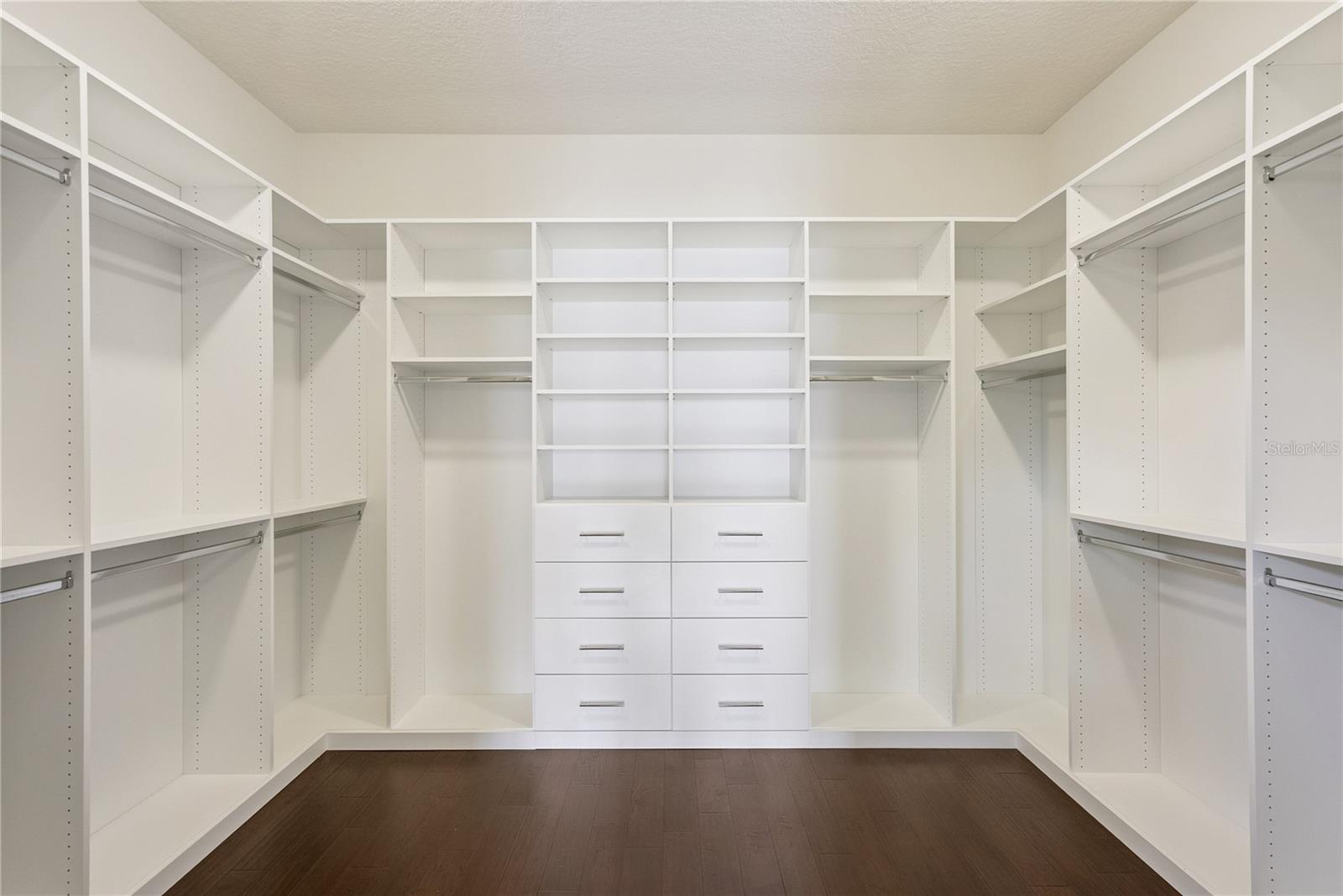 ENCLAVE AT VILLAGEWALK - Residential