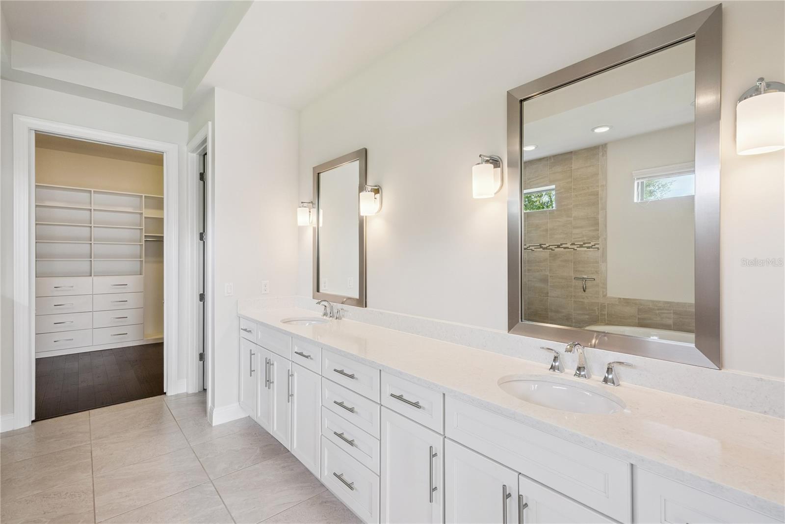 ENCLAVE AT VILLAGEWALK - Residential