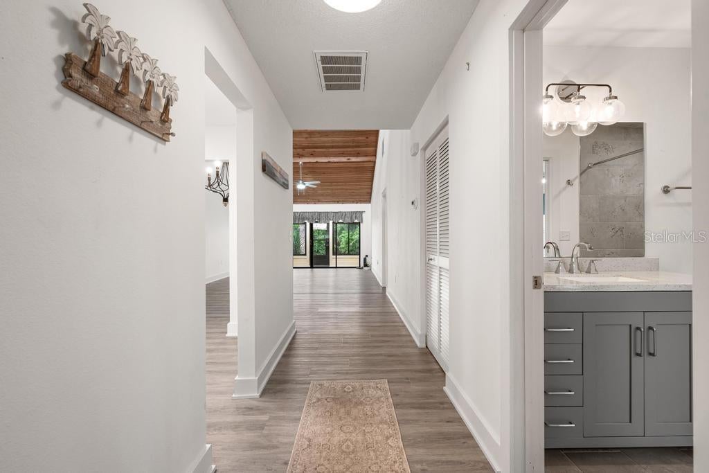 7623 4TH AVENUE W 7623, BRADENTON, FL, 34209 3 7623 4TH AVENUE W 7623
