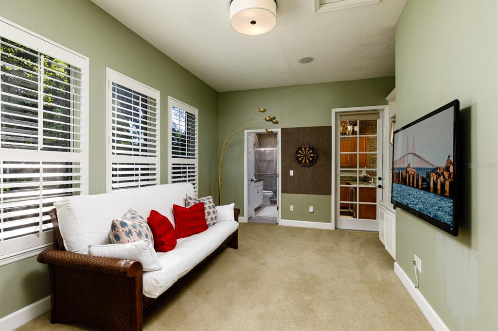 WATERFORD ESTS - Residential