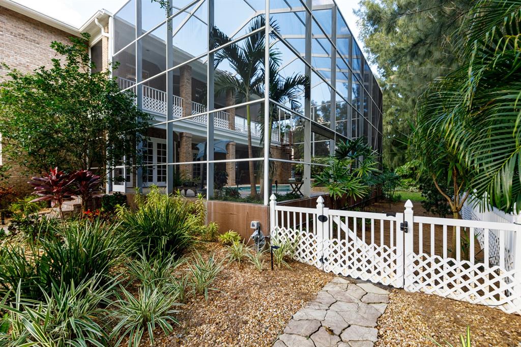 WATERFORD ESTS - Residential