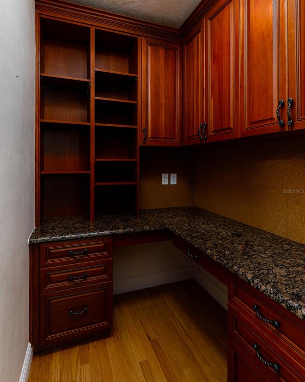 WATERFORD ESTS - Residential