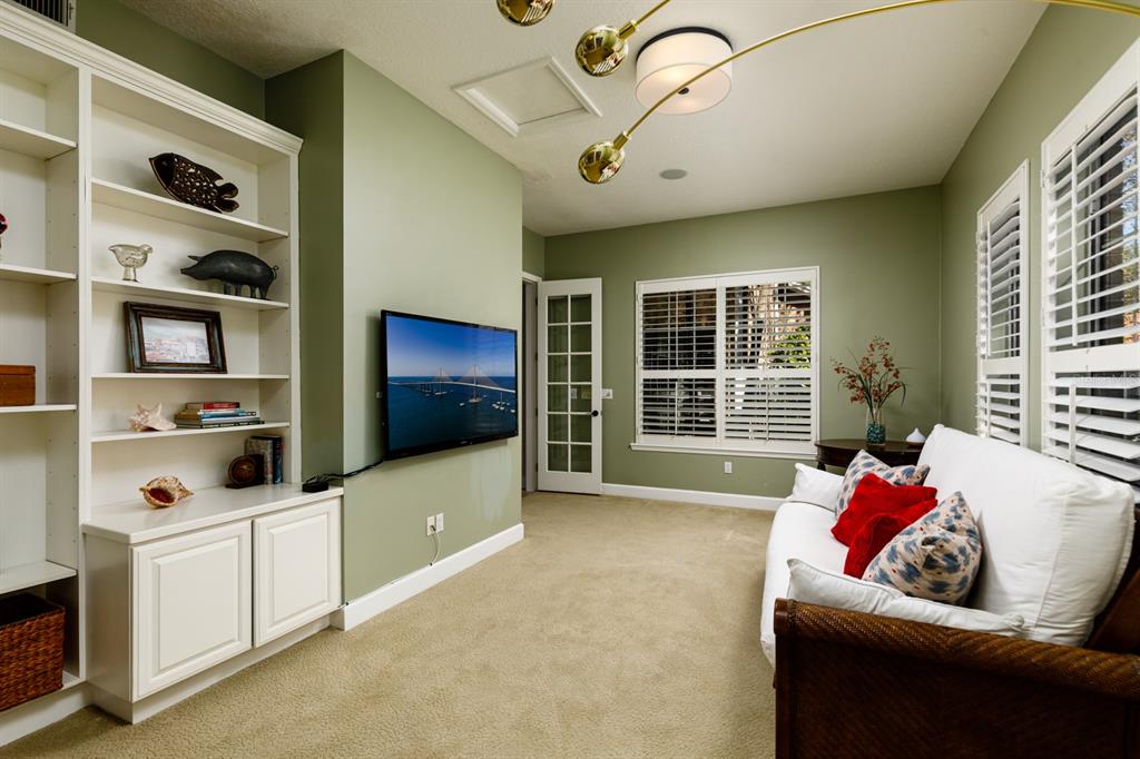 WATERFORD ESTS - Residential