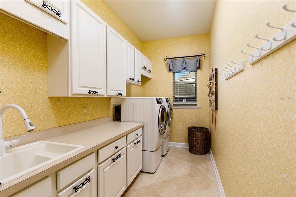 WATERFORD ESTS - Residential