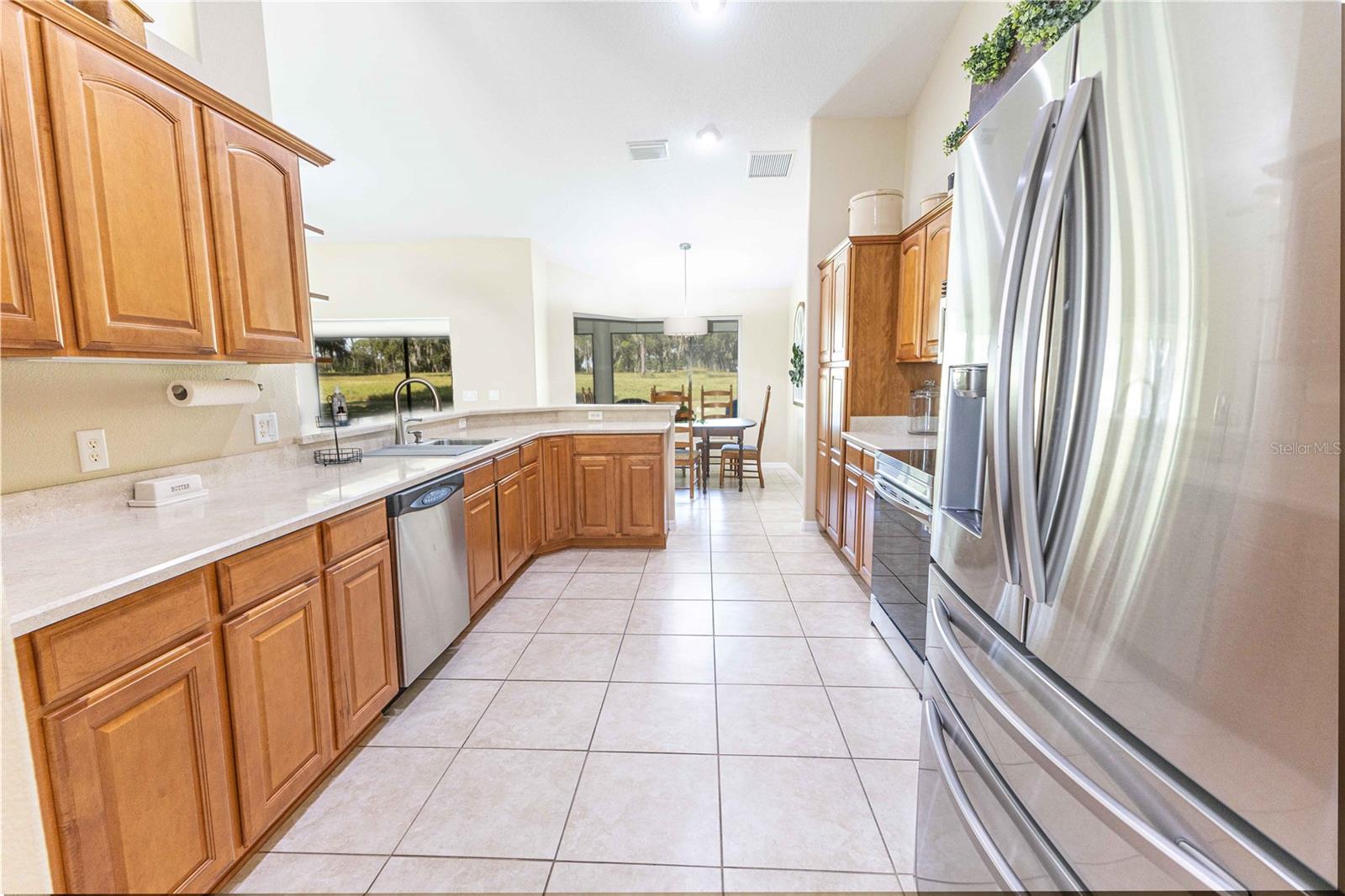 FAIRWAYS AT ROLLING HILLS FIRST ADD - Residential